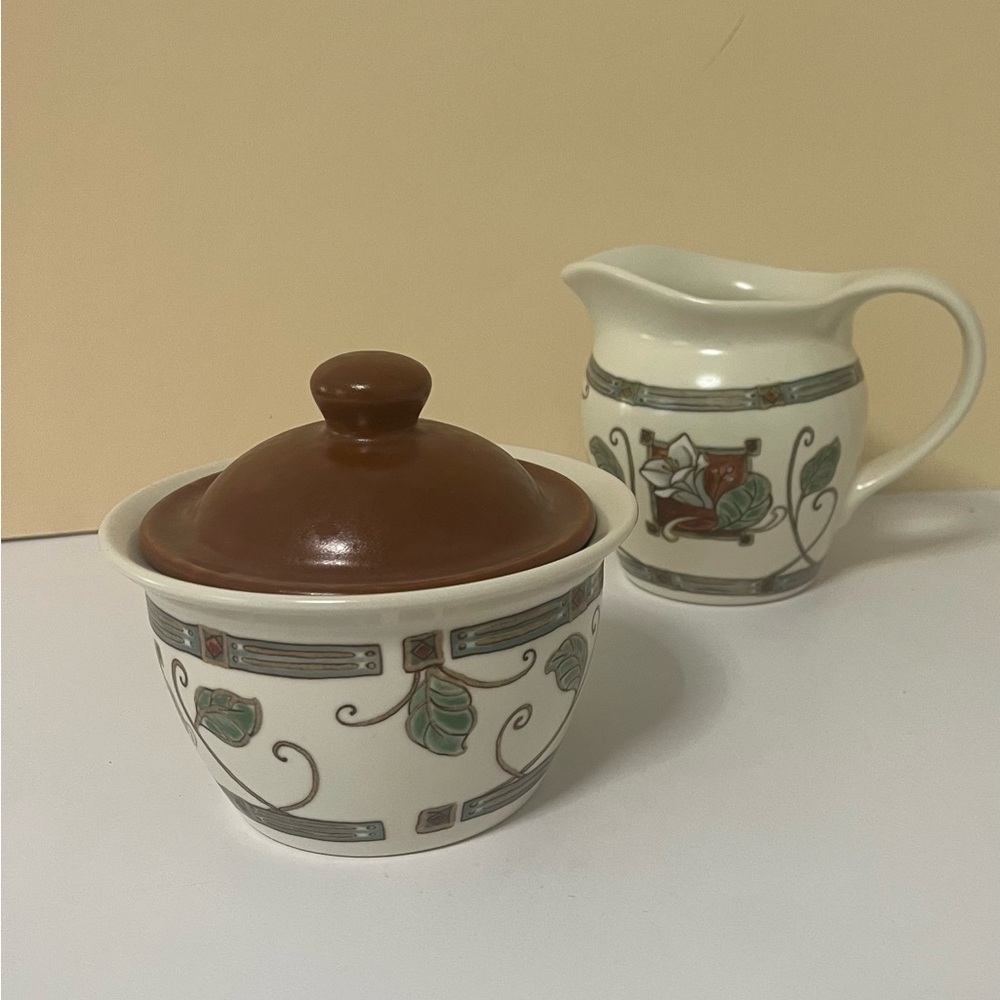 Pfaltzgraff Mission Flower Sugar & Creamer Set